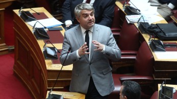 Νέο αντάρτικο στο ΠΑΣΟΚ: και ο Κωνσταντινόπουλος υπέρ του νομοσχεδίου για τα μη κρατικά ΑΕΙ