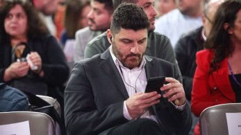 Τεμπονέρας: Ο ΣΥΡΙΖΑ παράγει περισσότερη εσωστρέφεια απ' όση μπορεί να αντέξει με ευθύνη της ηγεσίας Τεμπονέρας: Ο ΣΥΡΙΖΑ παράγει περισσότερη εσωστρέφεια απ' όση μπορεί να αντέξει με ευθύνη της ηγεσίας