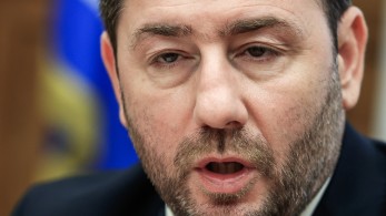 Νίκος Ανδρουλάκης: πανηγυρίζει που η Moody's δεν αναβάθμισε αυτήν τη φορά την ελληνική οικονομία