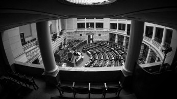 Υπάρχουν σοβαροί βουλευτές στην αντιπολίτευση;