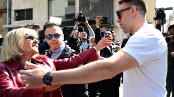 Ο Κασσελάκης αντιμετωπίζει τους πολίτες ως… ιθαγενείς Ο Κασσελάκης αντιμετωπίζει τους πολίτες ως… ιθαγενείς