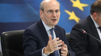 Χατζηδάκης: Οι ευρωεκλογές δεν είναι μία κάλπη για να πετάξουμε την ψήφο μας σε κόμματα διαμαρτυρίας