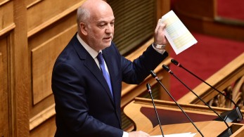 Πρόταση δυσπιστίας - Γιώργος Φλωρίδης: Για τα μπάζα όσοι κάνουν σπέκουλα για μπαζώματα