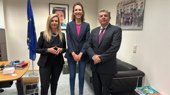 Βρυξέλλες: συνάντηση των «Δημοκρατών» με την πρόεδρο της ευρωομάδας Renew Europe