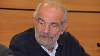 Αλέκος Αλαβάνος: Επιβάτες της πρώτης θέσης Τσίπρας και Κασσελάκης - Κακώς θεωρείται Αριστερά ο ΣΥΡΙΖΑ