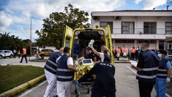 Τροχαίο-σοκ στον Πειραιά: φορτηγό παρέσυρε γυναίκα αστυνομικό