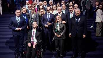 Βουκουρέστι: Τετ α τετ με τον Κυριάκο Μητσοτάκη είχε η  Μαρία Σπυράκη -Θα είναι υποψήφια;