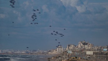 Γάζα: επτά άνθρωποι πνίγηκαν προσπαθώντας να συλλέξουν από τη θάλασσα βοήθεια