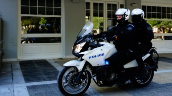 Έκρηξη σε ΑΤΜ στην Αργολίδα: ανθρωποκυνηγητό της ΕΛΑΣ με πυροβολισμούς