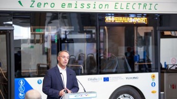 Τέλος Απριλίου σε Αθήνα και Θεσσαλονίκη 250 ηλεκτρικά λεωφορεία