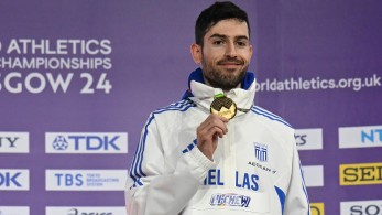 Ο Τεντόγλου υπέγραψε αντικείμενο από το Παρίσι που θα εκτίθεται στο Ολυμπιακό Μουσείο της Λωζάνης