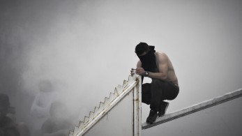 Τουρκία: σκηνές χάους και βίας από οπαδούς και παίκτες της Φενέρ και της Τραμπζονσπόρ