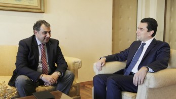 Συνάντηση Σκρέκα-Κορκίδη για ενεργειακό κόστος και αδειοδότηση επιχειρήσεων