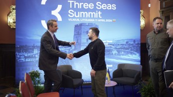 Πρόσκληση Ζελένσκι σε Μητσοτάκη να συμμετάσχει στη Διάσκεψη Ειρήνης