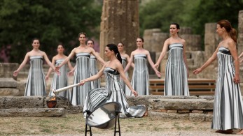 Η Ολυμπιακή Φλόγα ξεκινάει το ταξίδι της από την Αρχαία Ολυμπία (φωτό)