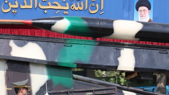 Ιράν: απειλεί με «οδυνηρή ανταπόδοση» σε επιθέσεις από ΗΠΑ και Ισραήλ