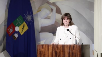 Κατερίνα Σακελλαροπούλου από Χιλή: Η Δημοκρατία και το κράτος δικαίου είναι αλληλένδετα Κατερίνα Σακελλαροπούλου από Χιλή: Η Δημοκρατία και το κράτος δικαίου είναι αλληλένδετα