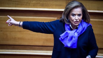 Άστραψε και βρόντηξε η Μπακογιάννη στο Συμβούλιο της Ευρώπης για την ελληνική μειονότητα της Β. Ηπείρου Άστραψε και βρόντηξε η Μπακογιάννη στο Συμβούλιο της Ευρώπης για την ελληνική μειονότητα της Β. Ηπείρου