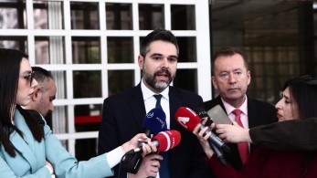 Σαρακιώτης εκτός ελέγχου: «Βλέπει» δόλο στην τραγωδία των Τεμπών