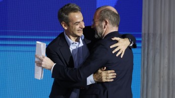 15ο Συνέδριο ΝΔ-Βέμπερ σε Μητσοτάκη: «Είσαι από τις δυνατές φωνές στην Ευρώπη»-Tο μήνυμα στον Ερντογάν