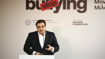 Κυριάκος Πιερρακάκης για σχολική βία: Έξι αναφορές στην πλατφόρμα στο πρώτο 12ωρο