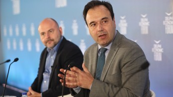 Δημήτρης Παπαστεργίου: Οι μικροδορυφόροι θα μας δώσουν λύσεις