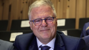 «Χορταστική» απάντηση Μουρούτη σε Φαραντούρη