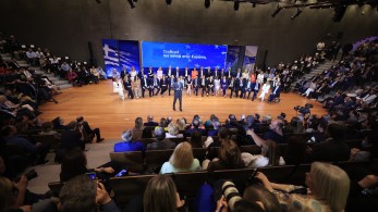 Τι δείχνουν οι δημοσκοπήσεις και τι λέει ο Σταν Γκρίνμπεργκ