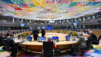 EE: νέες κυρώσεις στο Ιράν - «Να αποφευχθεί η κλιμάκωση» στη Μέση Ανατολή