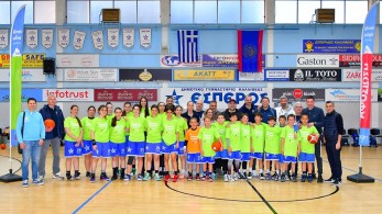 Aθλητικές ακαδημίες ΟΠΑΠ: 25.000 παιδιά εφοδιάζονται με νέο αθλητικό εξοπλισμό