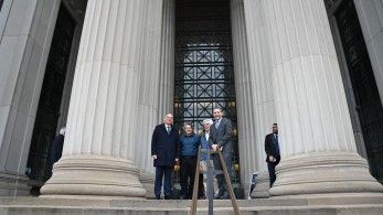 Το MIT στη Βοστώνη επισκέφθηκε ο Νίκος Δένδιας