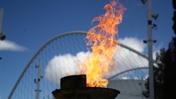 Υποδοχή της Ολυμπιακής Φλόγας στο στρατόπεδο «Παπάγου» παρουσία του Ιωάννη Κεφαλογιάννη