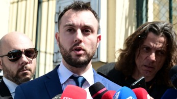 Ελεύθερος ο Φλώρος - Απαγορεύεται να πλησιάσει τον Γραμμένο