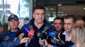 Λάρισα - Κικίλιας για κακοκαιρία: Είμαστε όλοι εδώ μαζί σε επαγρύπνηση