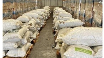 Λαβράκι της ΑΑΔΕ: λιπάσματα έκρυβαν μεγάλη ποσότητα ακατέργαστης κοκαΐνης