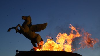 Ολυμπιακή Φλόγα: live η τελετή παράδοσης στο Παρίσι, από το Παναθηναϊκό Στάδιο