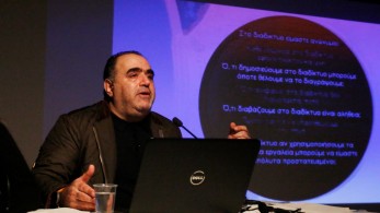 Επιμένει ο Σφακιανάκης: «Προτιμώ να φύγω, από το να κάνω κωλοτούμπες»