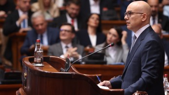 Αλλαγή σκυτάλης στη Σερβία: ψήφο εμπιστοσύνης στη νέα κυβέρνηση του Μίλος Βούτσεβιτς