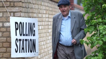 Μεγάλη Βρετανία: πρώτη ηχηρή εκλογική νίκη των Εργατικών