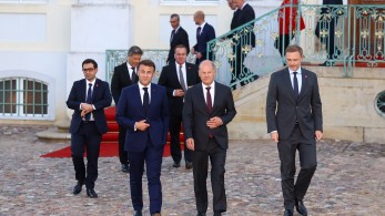 Σολτς και Μακρόν διαβεβαιώνουν: «Θα συμφωνούμε πάντα» - Υπέρ της χρήσης δυτικών όπλων από Ουκρανία