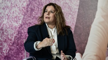 Μαρία Συρεγγέλα: Στα κράτη δικαίου δεν υπάρχουν εργαζόμενοι δύο ταχυτήτων