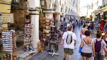 Πρωτιά της Ελλάδας στην προσέλκυση νέων τουριστών στην Ευρώπη