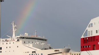 Λιμάνι Πειραιά: τεχνικό πρόβλημα στο «Κρήτη II» λίγο πριν από την αναχώρηση