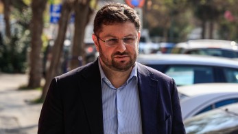 Ζαχαριάδης για Δραγασάκη: «Η απαξίωση των συντρόφων είναι ξένη στον δικό μου κώδικα αρχών και αξιών» Ζαχαριάδης για Δραγασάκη: «Η απαξίωση των συντρόφων είναι ξένη στον δικό μου κώδικα αρχών και αξιών»