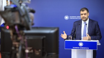 Παύλος Μαρινάκης: Διαρκείς οι πρωτοβουλίες της κυβέρνησης για την ακρίβεια