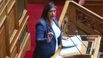 Ζωή Κωνσταντοπούλου: θα ενδώσει στο πολιτικό φλερτ του Κασσελάκη;