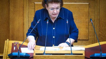 Μενδώνη: Συνεχή τα διαβήματα της κυβέρνησης για τη Μονή της Χώρας