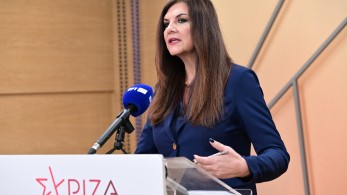 Πάλι αδιάβαστη η Κεχαγιά: Δεν γνώριζε από πού θα βρει ο ΣΥΡΙΖΑ τα λεφτά για τις υποσχέσεις του