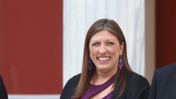 Η Κωνσταντοπούλου απαιτεί από το βήμα της Βουλής την αναγνώριση παλαιστινιακού κράτους