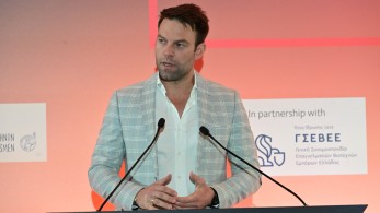 Χάθηκε η μπάλα στον ΣΥΡΙΖΑ: ποιος σοσιαλισμός; Μόνο καπιταλισμός!